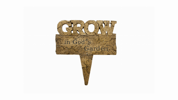 Garden decor set made of resin