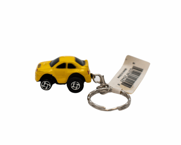 Yellow car keychain - imagine 2