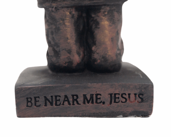Sculpture Called to pray young boy - imagine 2